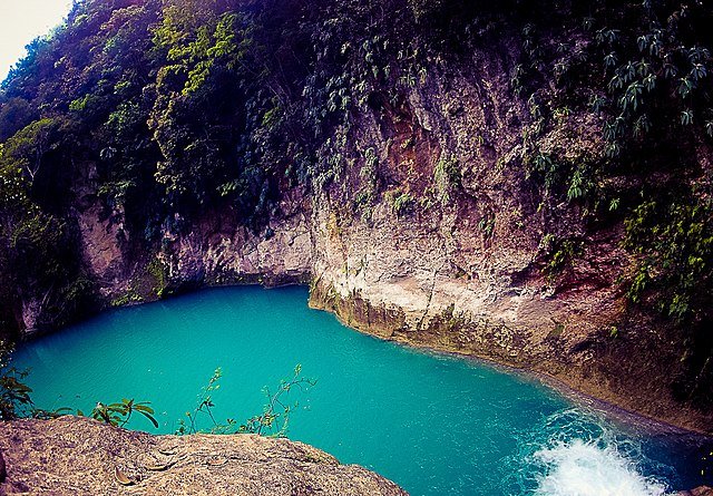 Bassin Bleu - Haunted Places in Haiti - creepyhq