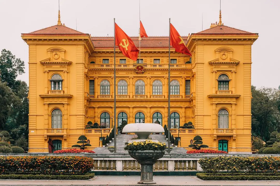 The Presidential Palace - Haunted Places in Guinea - creepyhq