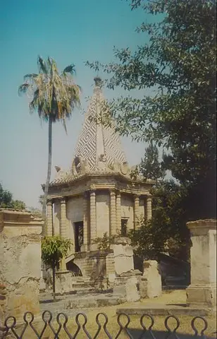 The Panteón de Belén - Haunted Places in Mexico - creepyhq