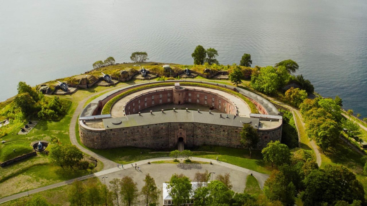Oscarsborg Fortress - Haunted Places in Norway - creepyhq