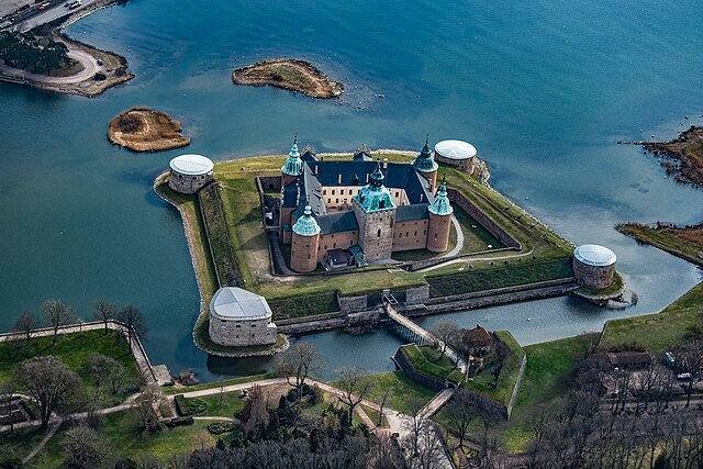 Kalmar Castle - Haunted Places in Sweden - creepyhq
