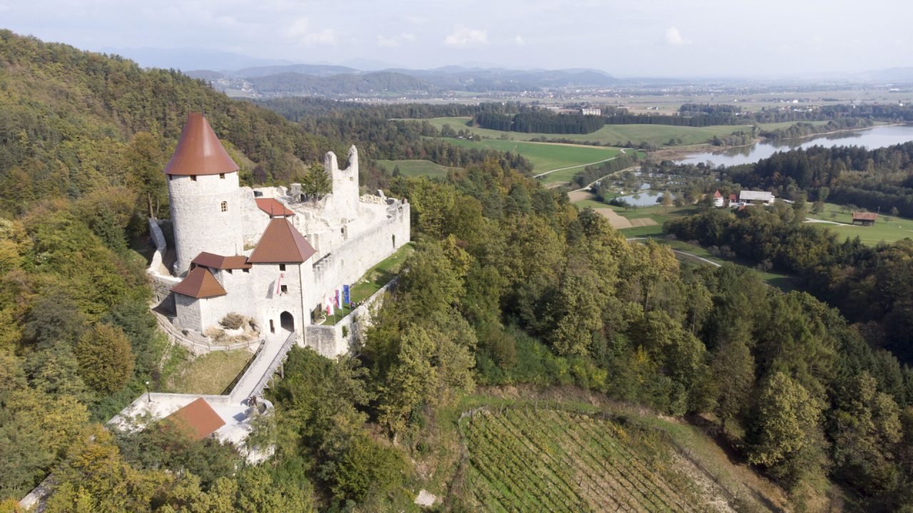 Zovnek Castle - Haunted Places in Slovenia - creepyhq