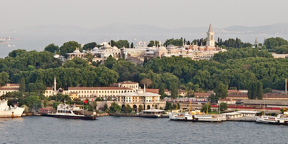 Topkapı Palace - Haunted Places in Turkey - creepyhq
